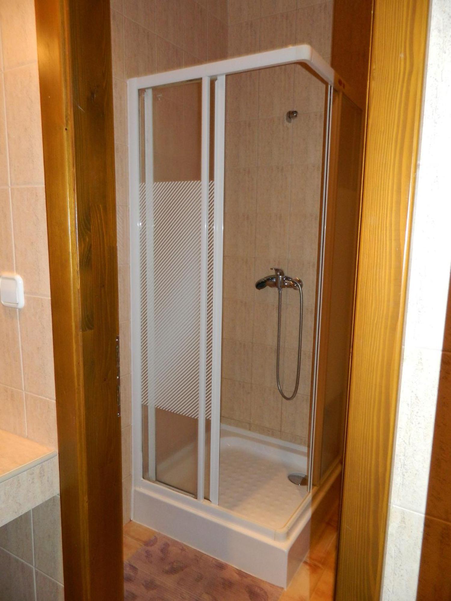 Hotel Slnecny Dvor Michalovce Habitación foto